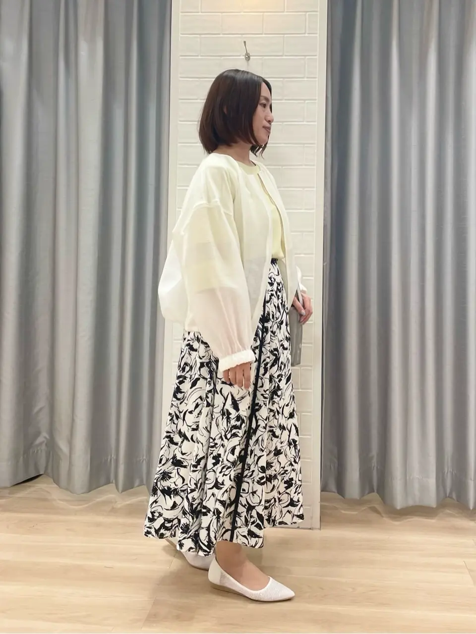 ANY SIS 丸岡 コーディネート画像