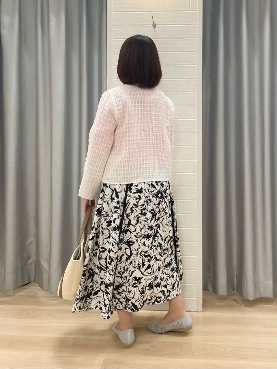 ANY SIS 丸岡 コーディネート画像