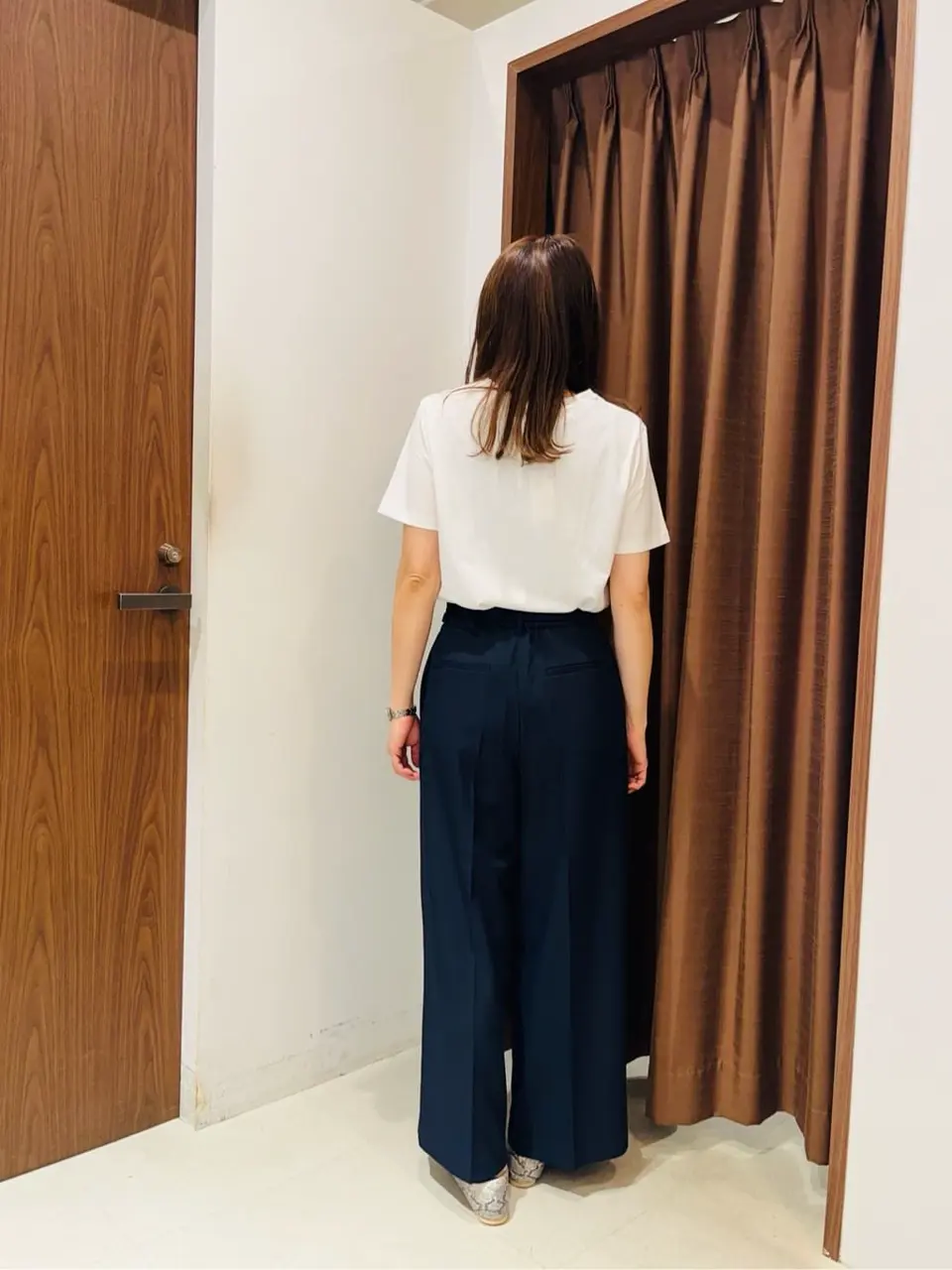 ANY SIS 石川 コーディネート画像