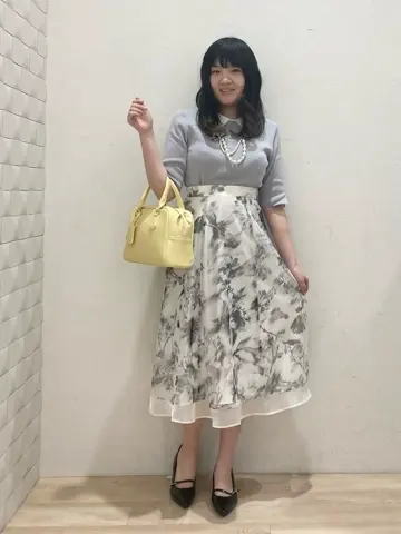 ANY SIS 川根　彩 コーディネート画像