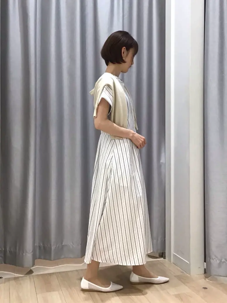 ANY SIS 田中 コーディネート画像