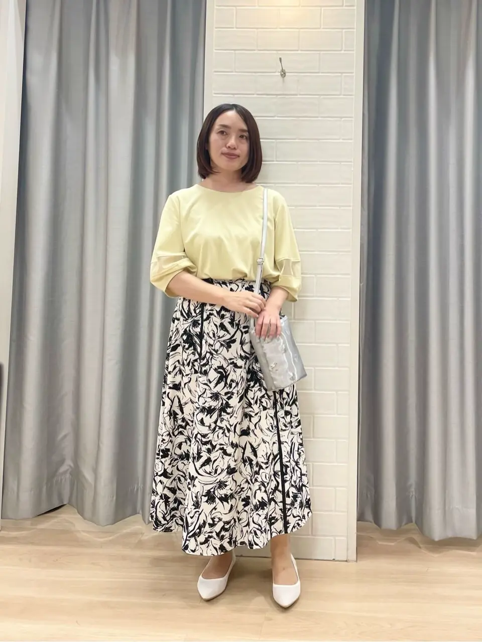 ANY SIS 丸岡 コーディネート画像