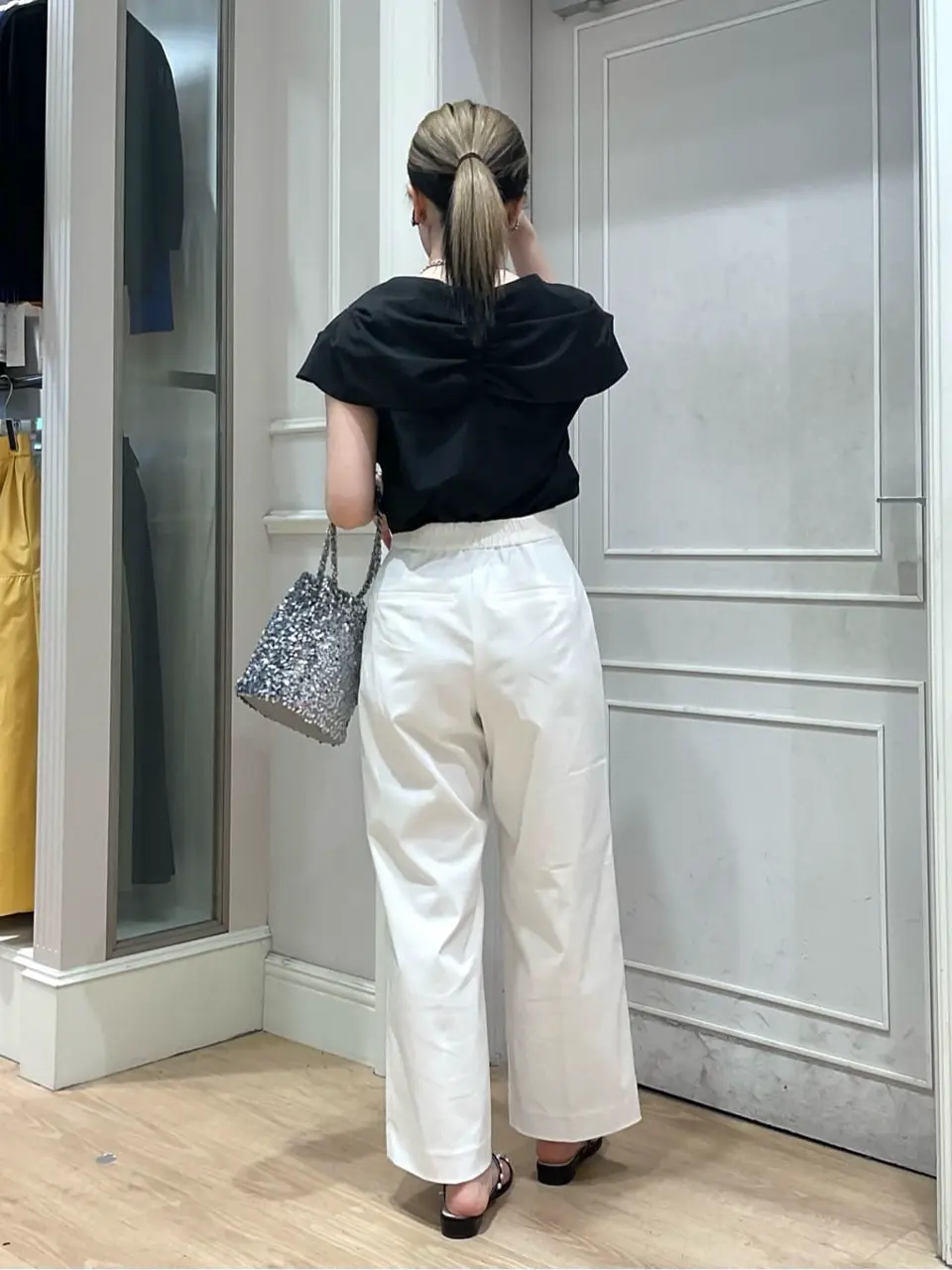 ANY SIS erika コーディネート画像