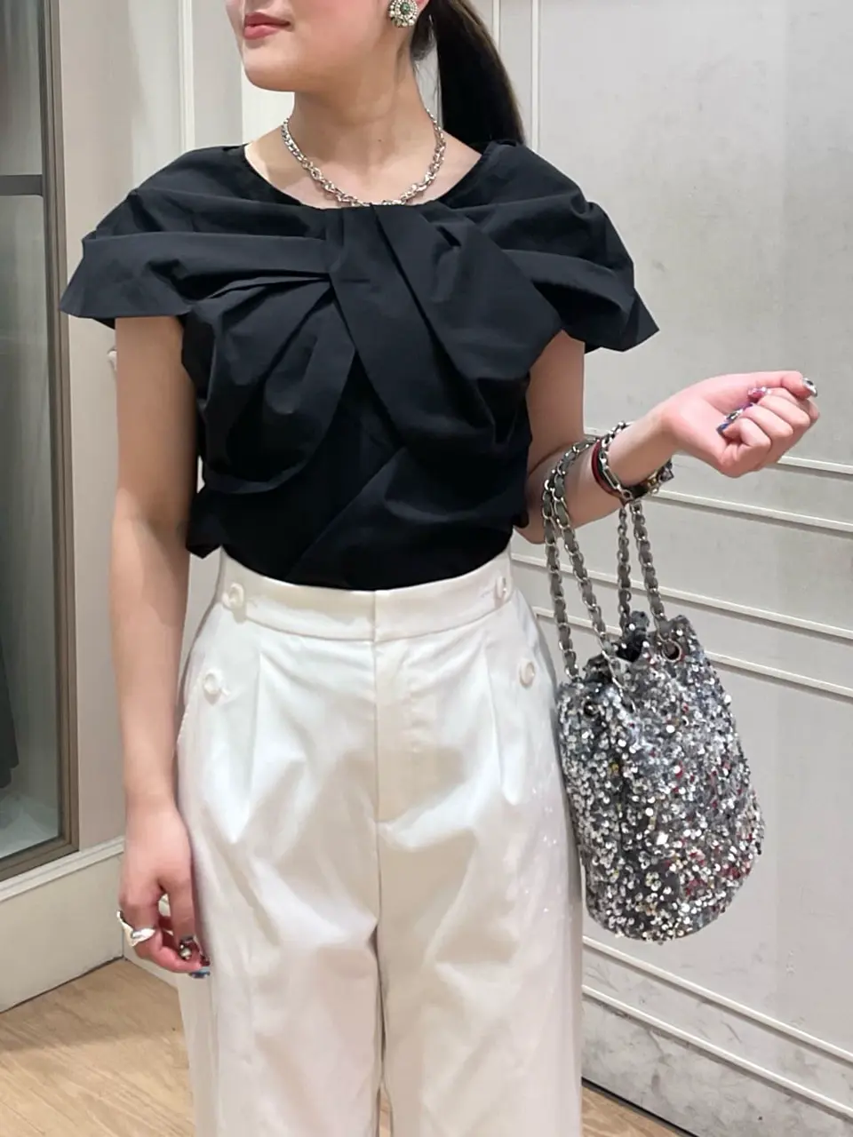 ANY SIS erika コーディネート画像