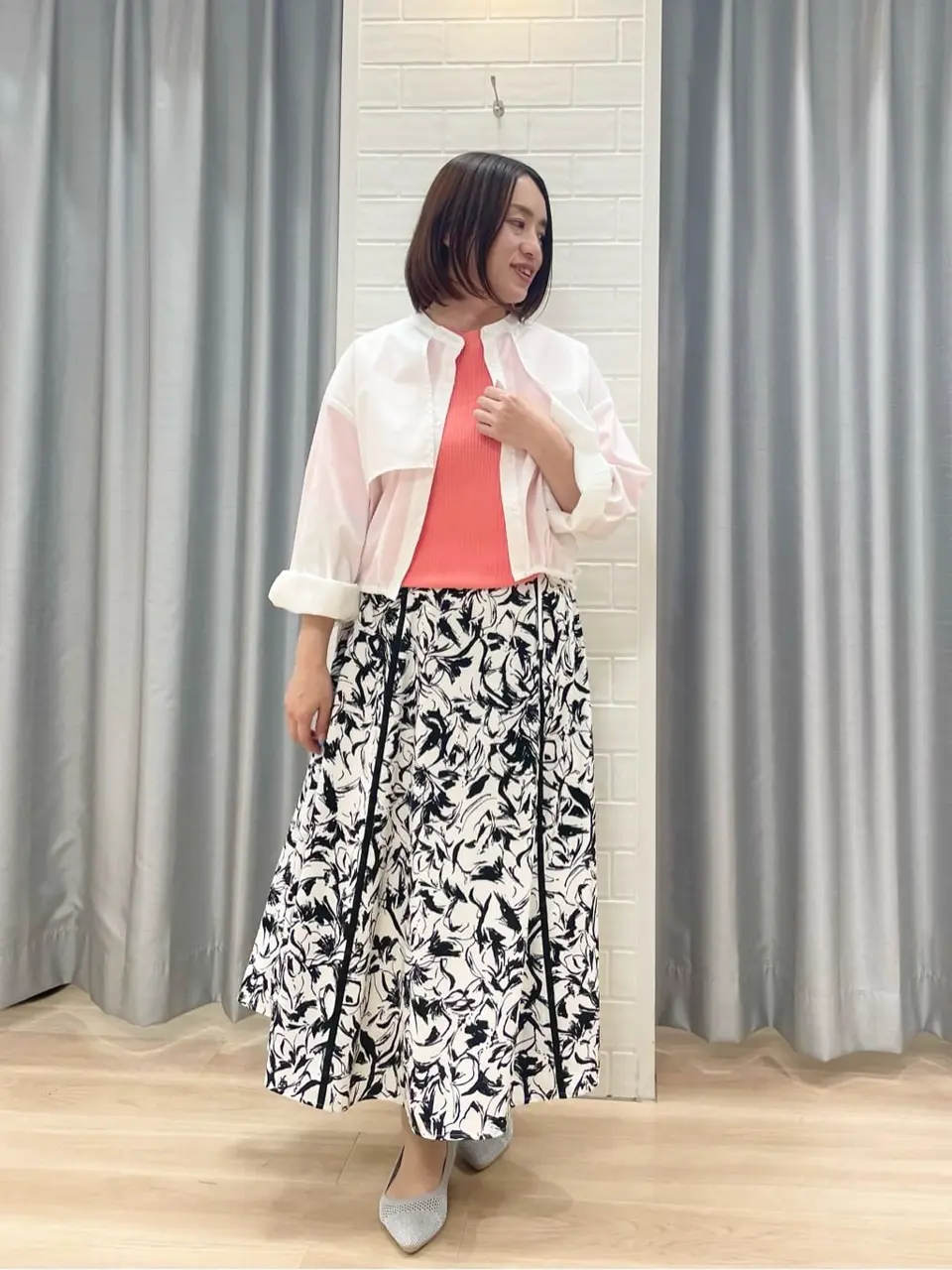 ANY SIS 丸岡 コーディネート画像