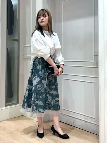 ANY SIS erika コーディネート画像