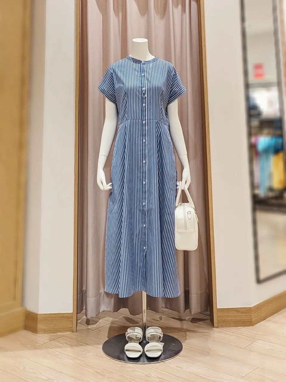 ANY SIS 岩田 コーディネート画像