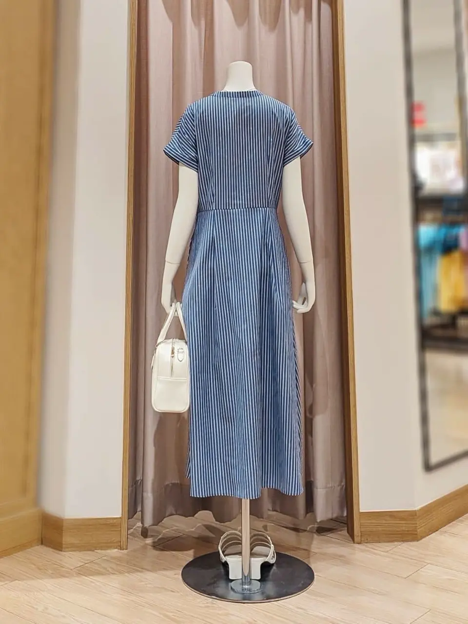 ANY SIS 岩田 コーディネート画像