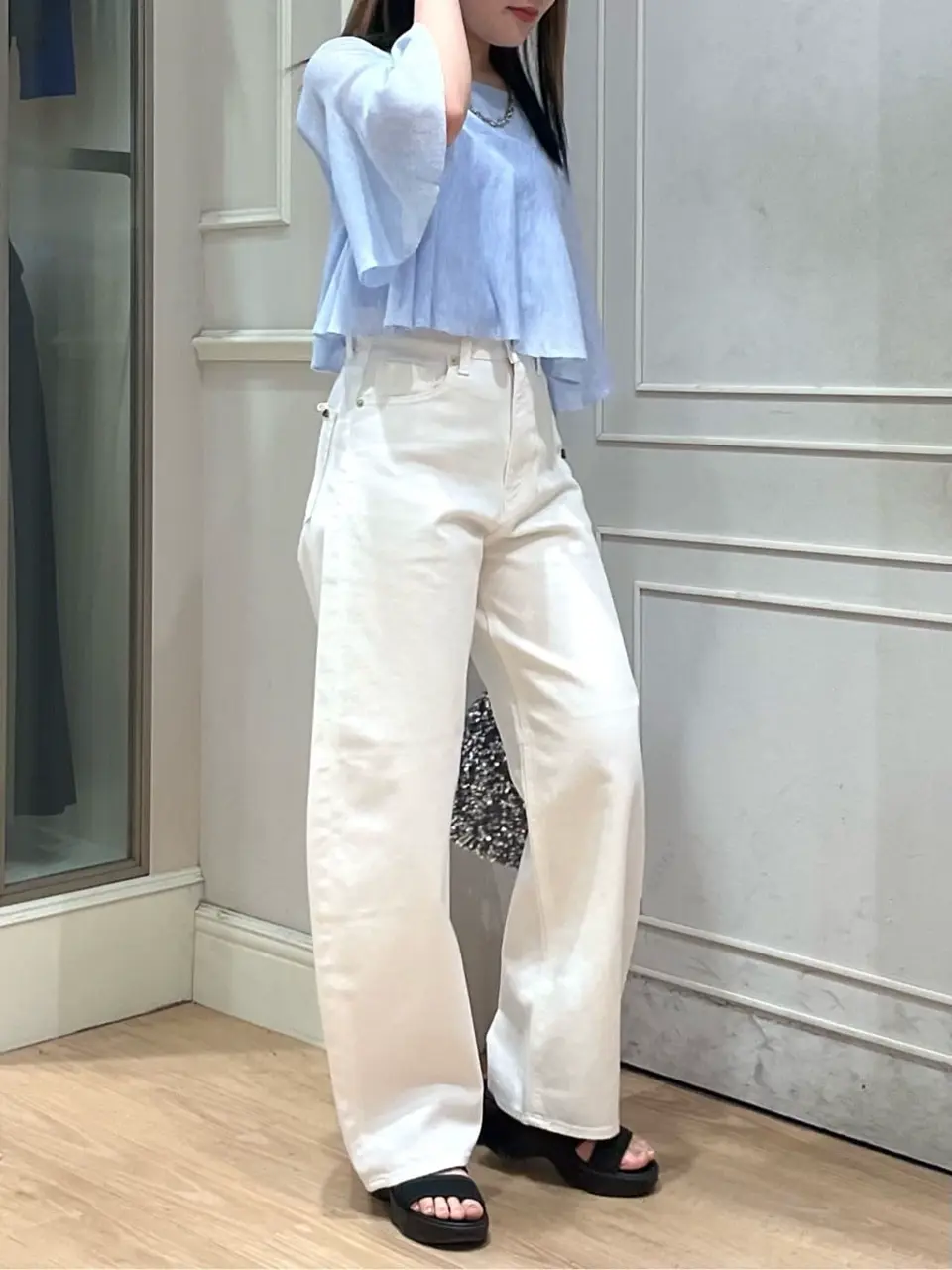 ANY SIS erika コーディネート画像