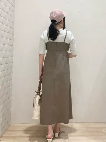 ANY SIS 川根　彩 コーディネート画像