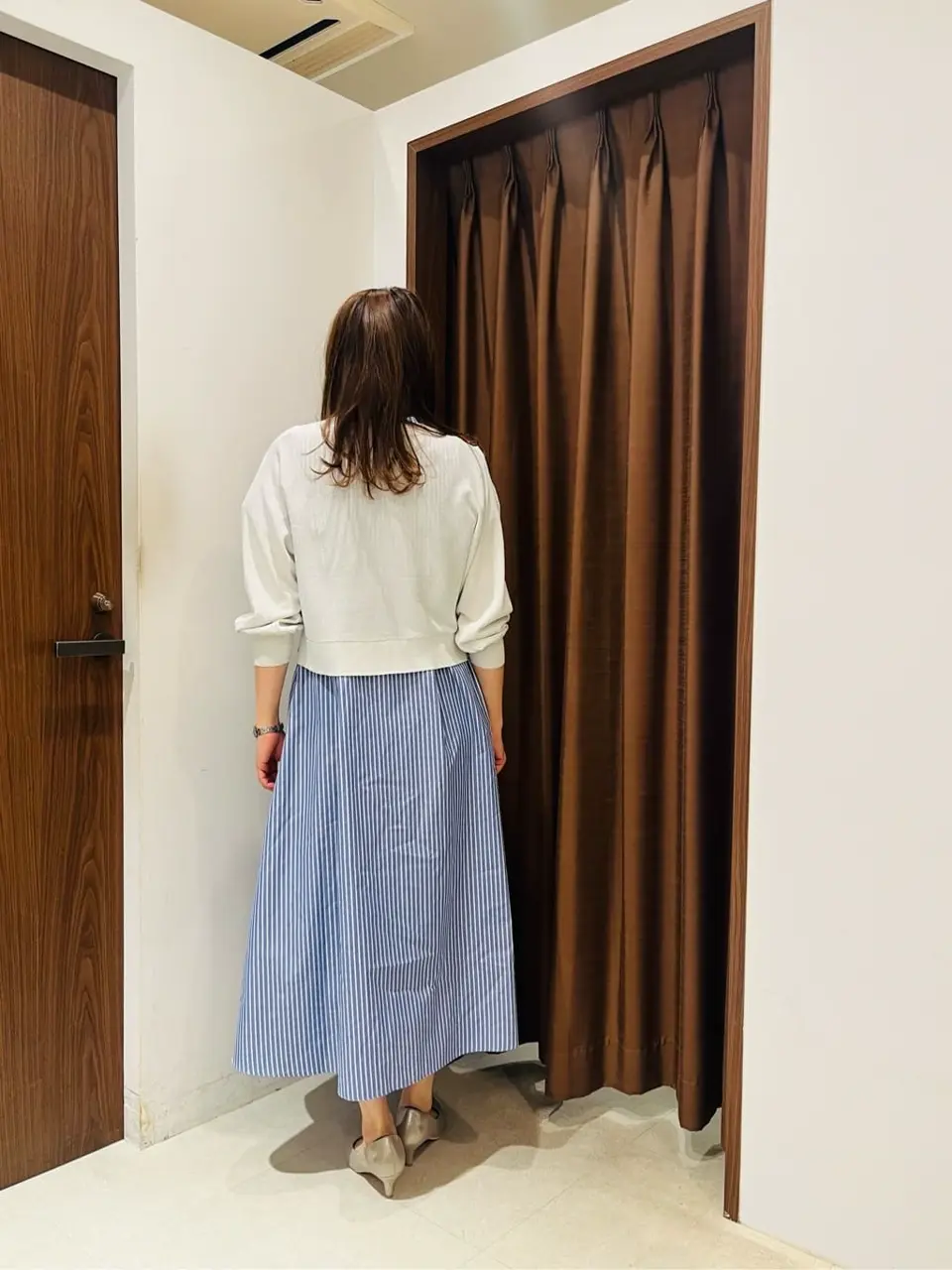 ANY SIS 石川 コーディネート画像