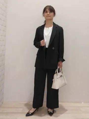 ANY SIS 西出 コーディネート画像