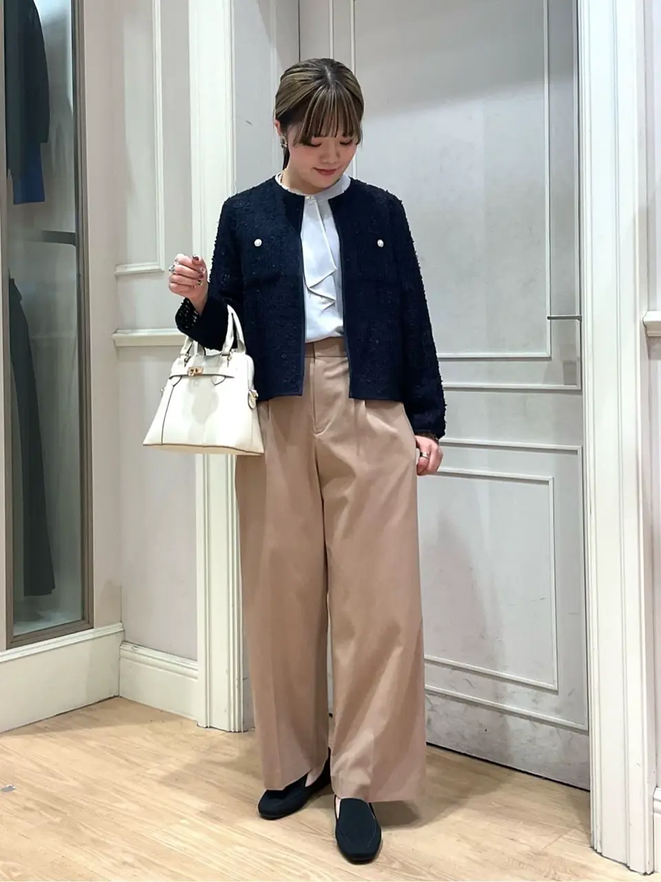 ANY SIS erika コーディネート画像