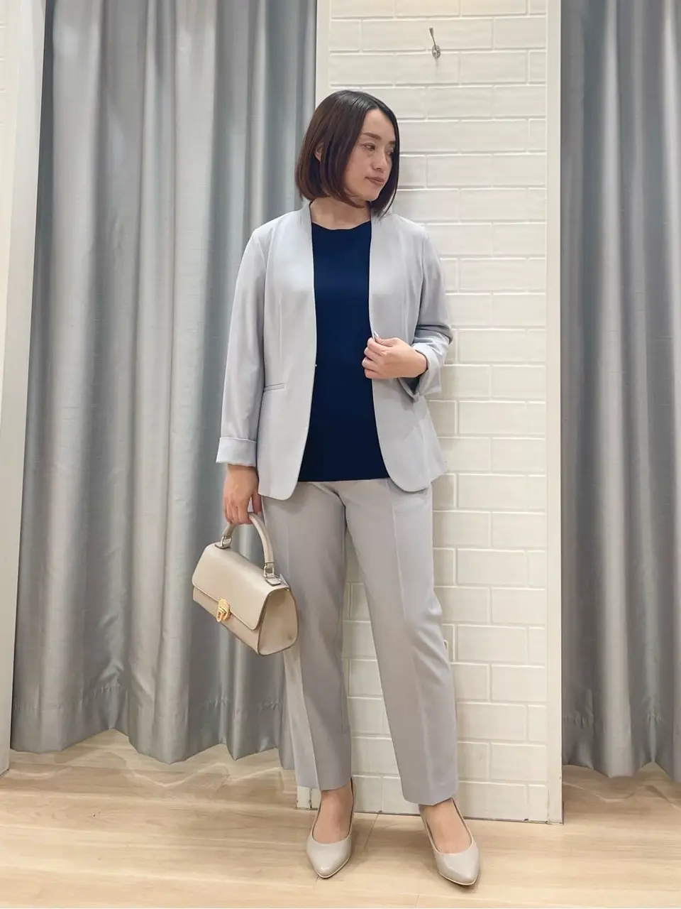 ANY SIS 丸岡 コーディネート画像