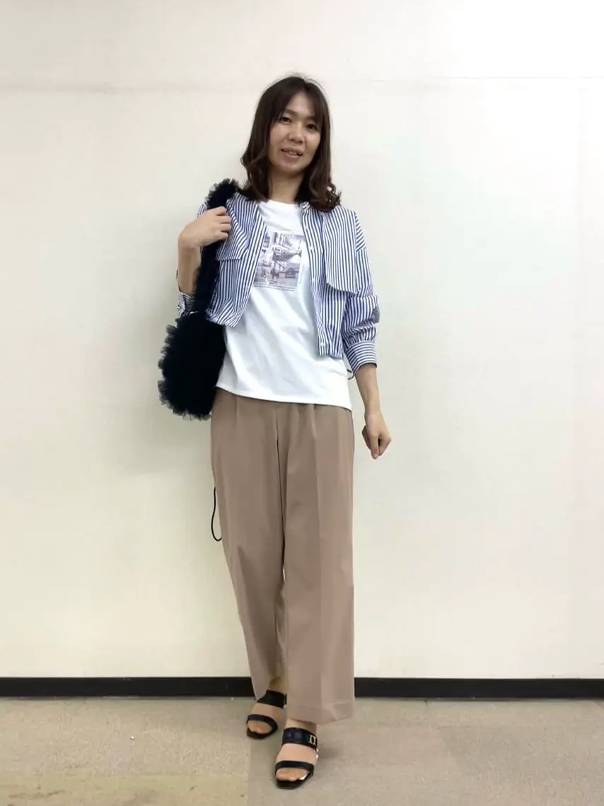 ANY SIS 小山 コーディネート画像