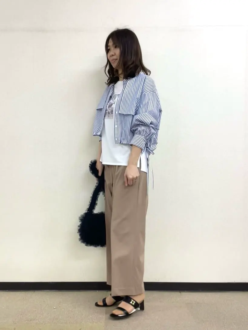 ANY SIS 小山 コーディネート画像