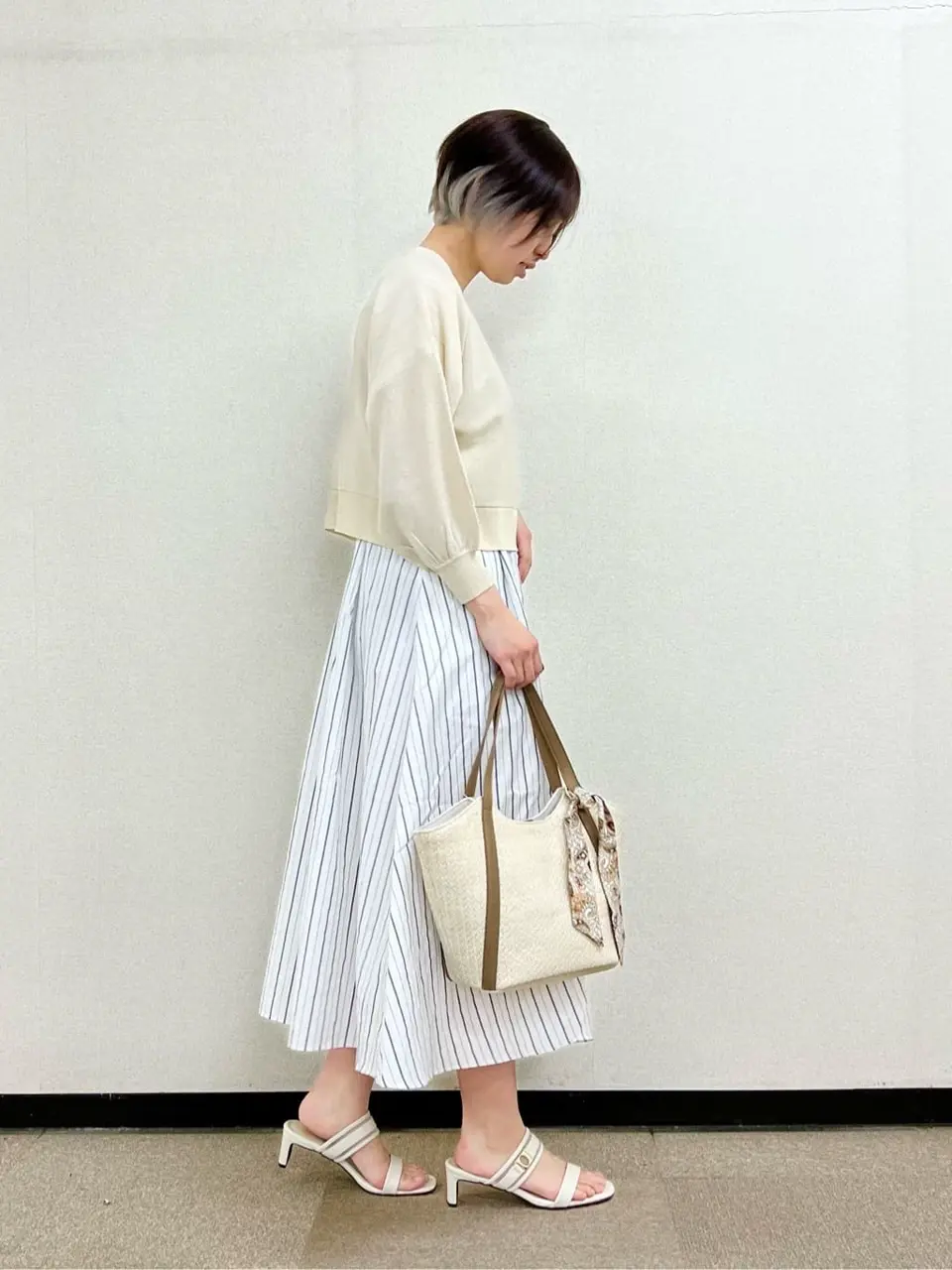 ANY SIS 村上 コーディネート画像