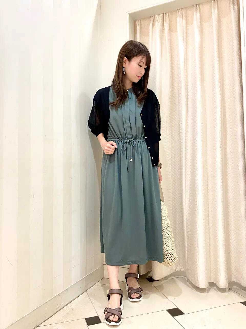 ANY SIS 金井 コーディネート画像