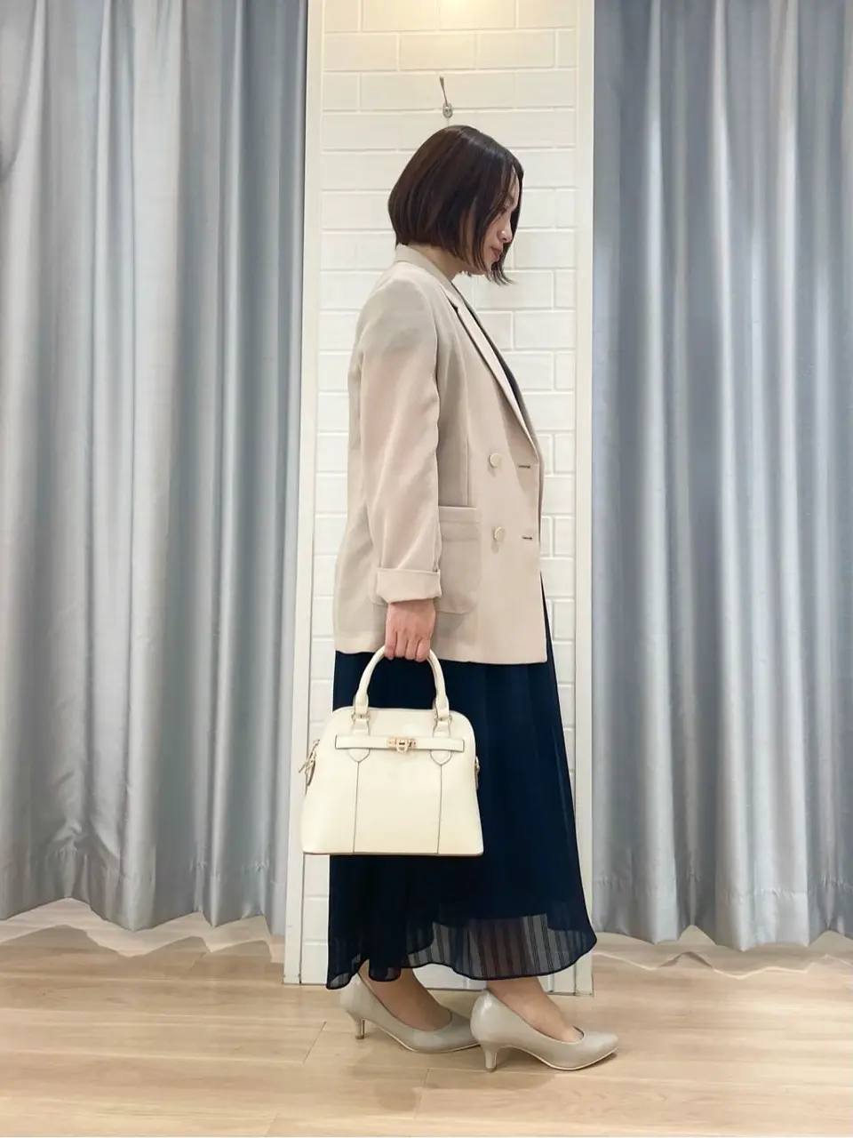 ANY SIS 丸岡 コーディネート画像