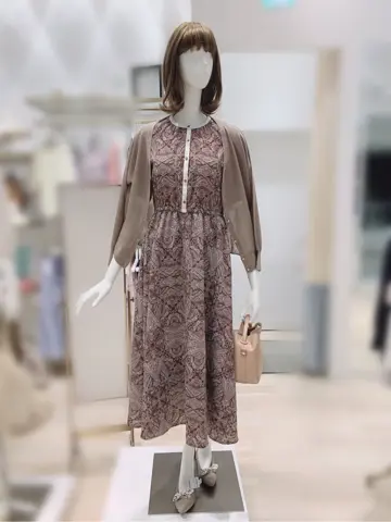 ANY SIS 新井 コーディネート画像