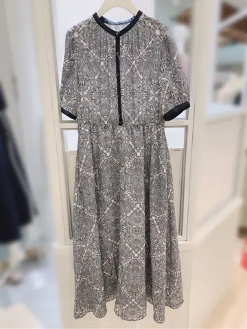 ANY SIS 新井 コーディネート画像