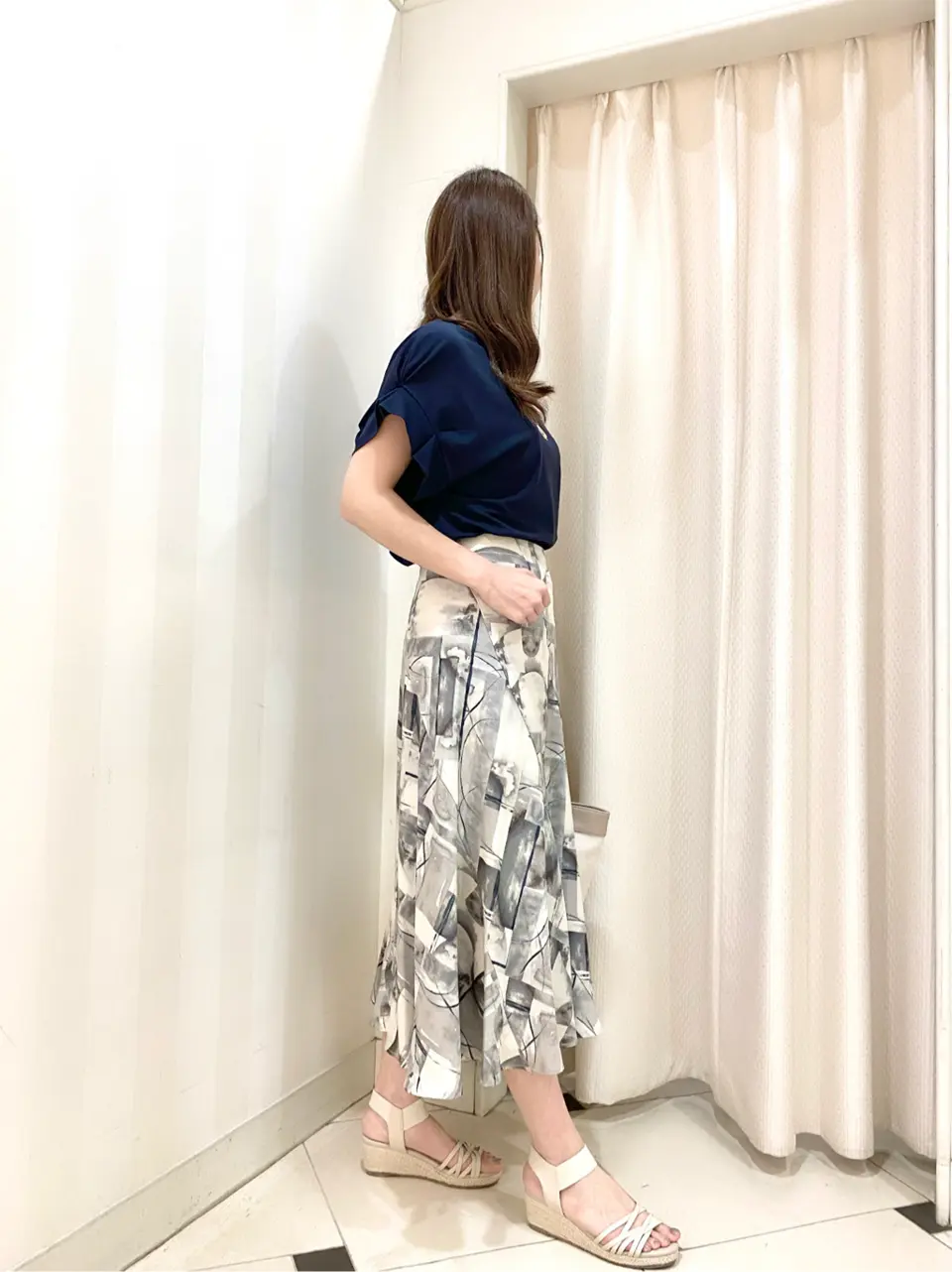 ANY SIS 金井 コーディネート画像