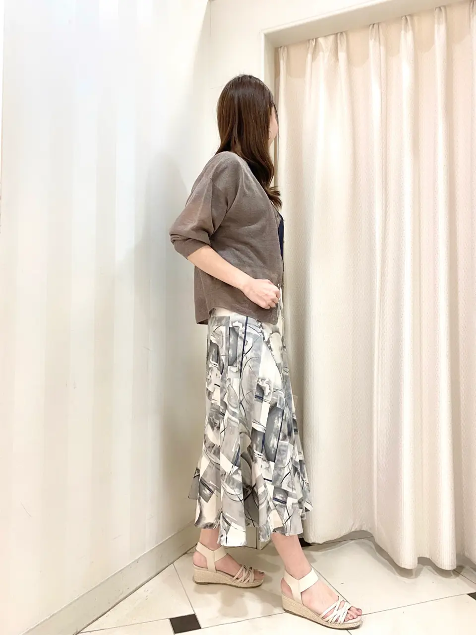 ANY SIS 金井 コーディネート画像