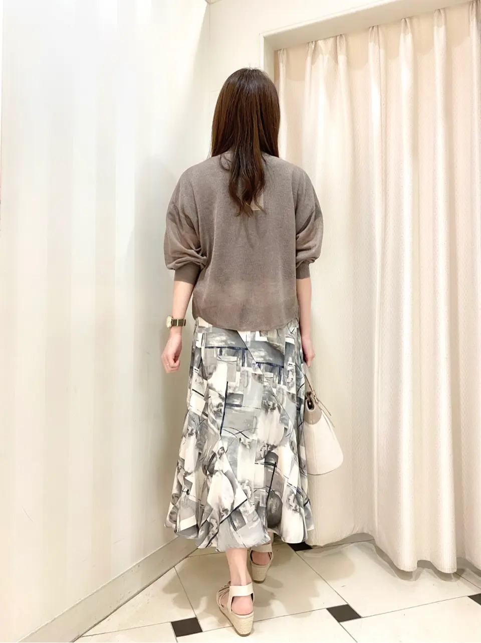 ANY SIS 金井 コーディネート画像