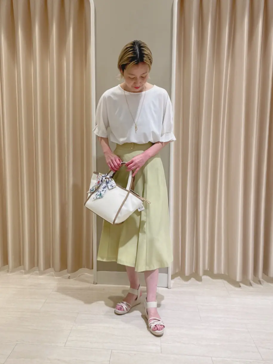 ANY SIS 槙野 コーディネート画像