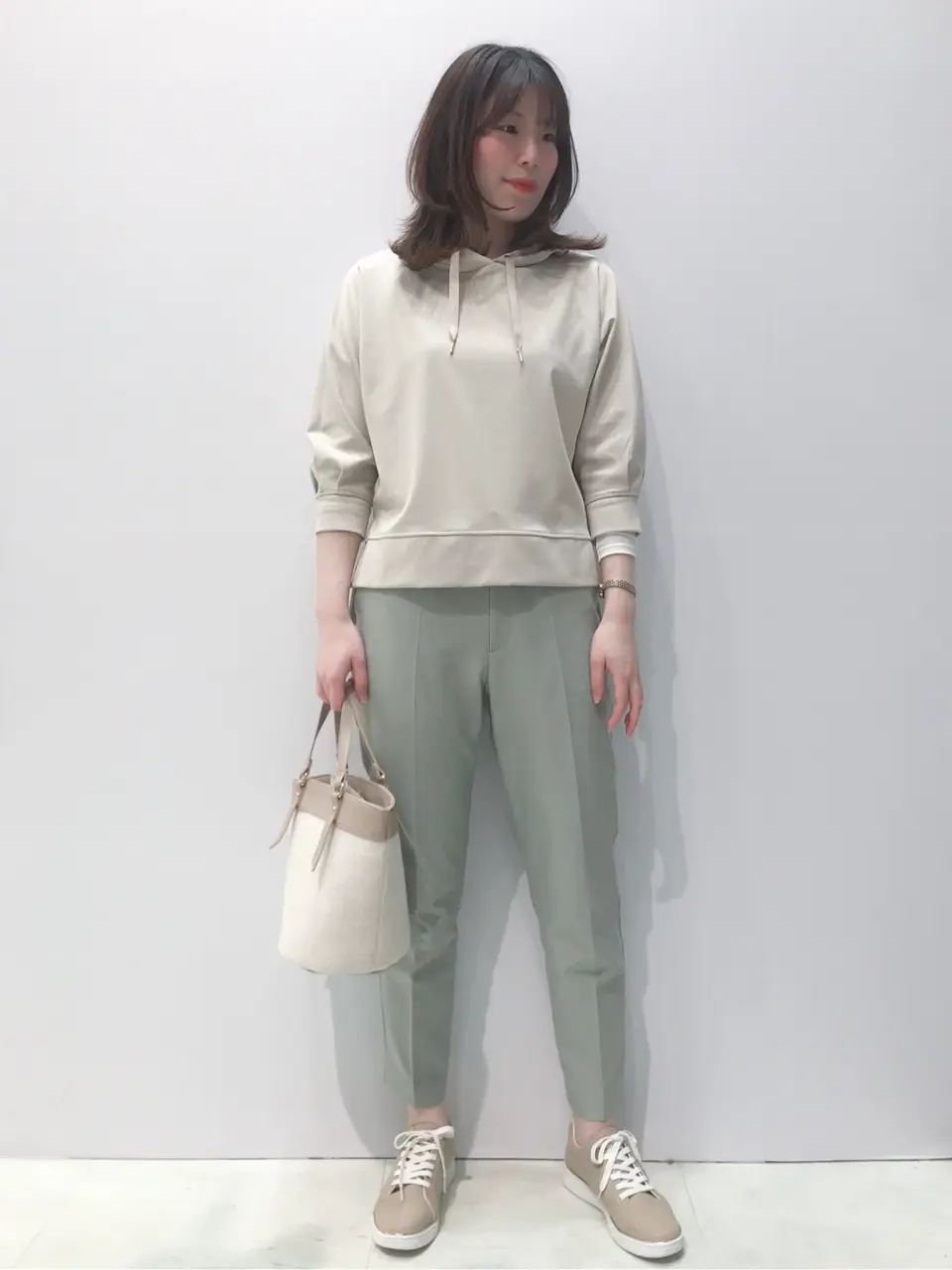  スタッフ コーディネート画像