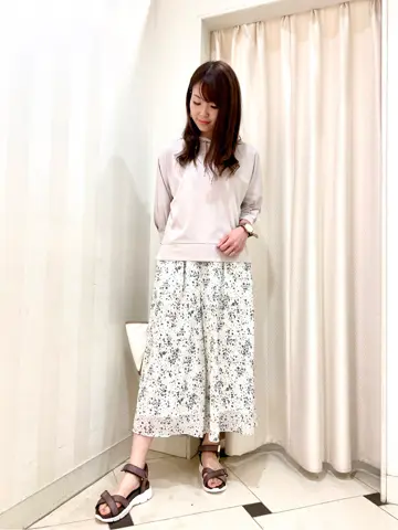 ANY SIS 金井 コーディネート画像