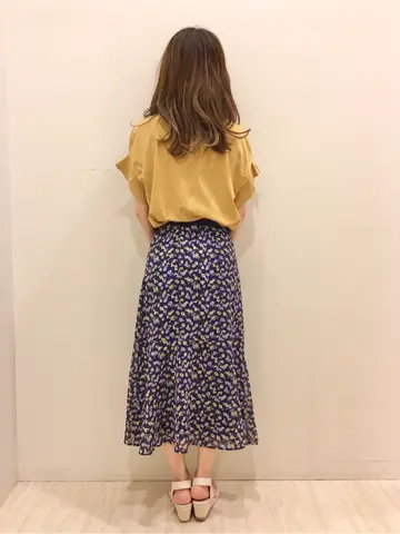 ANY SIS スタッフ コーディネート画像