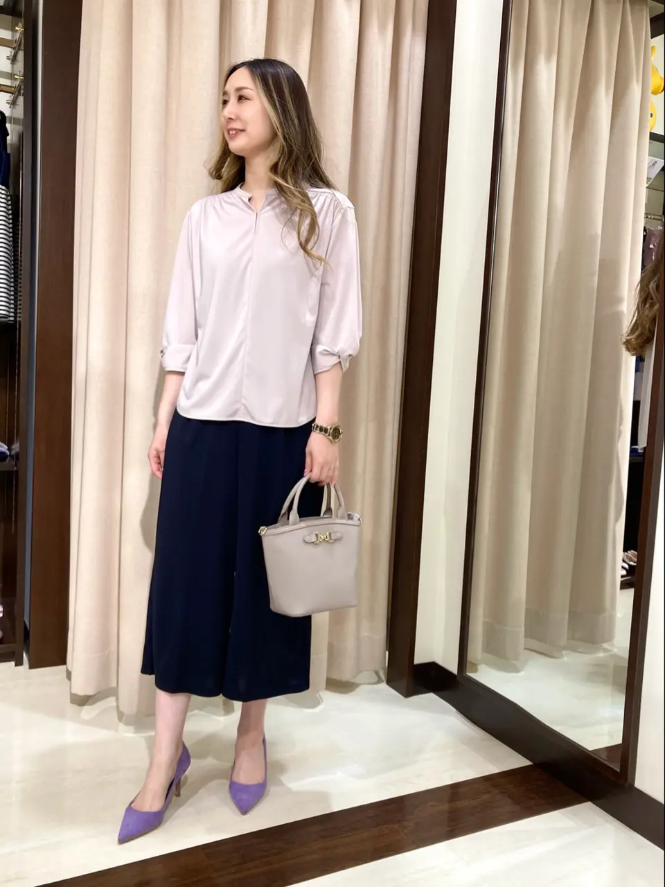 ANY SIS STAFF コーディネート画像