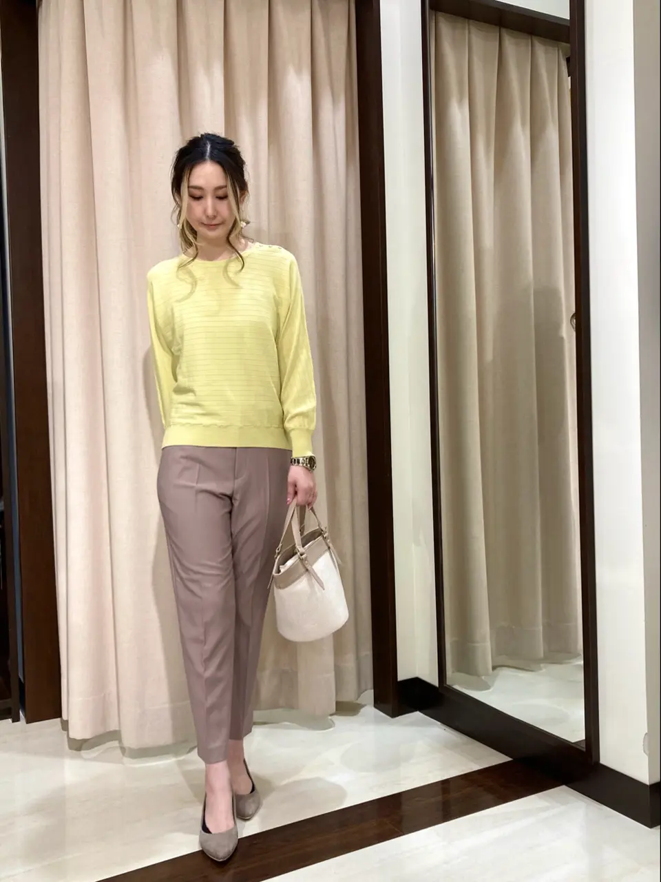 ANY SIS STAFF コーディネート画像