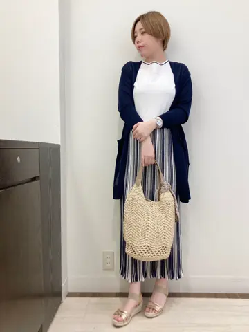 ANY SIS スタッフ コーディネート画像