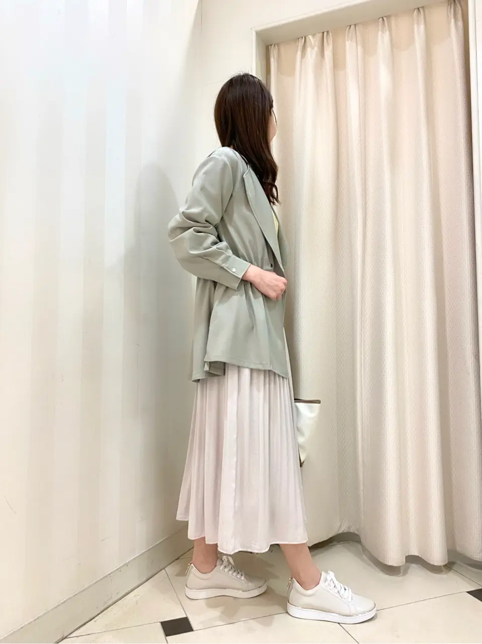 ANY SIS 金井 コーディネート画像