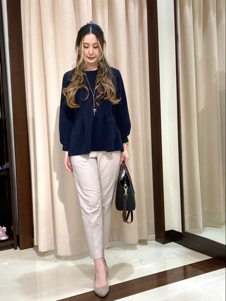 ANY SIS STAFF コーディネート画像