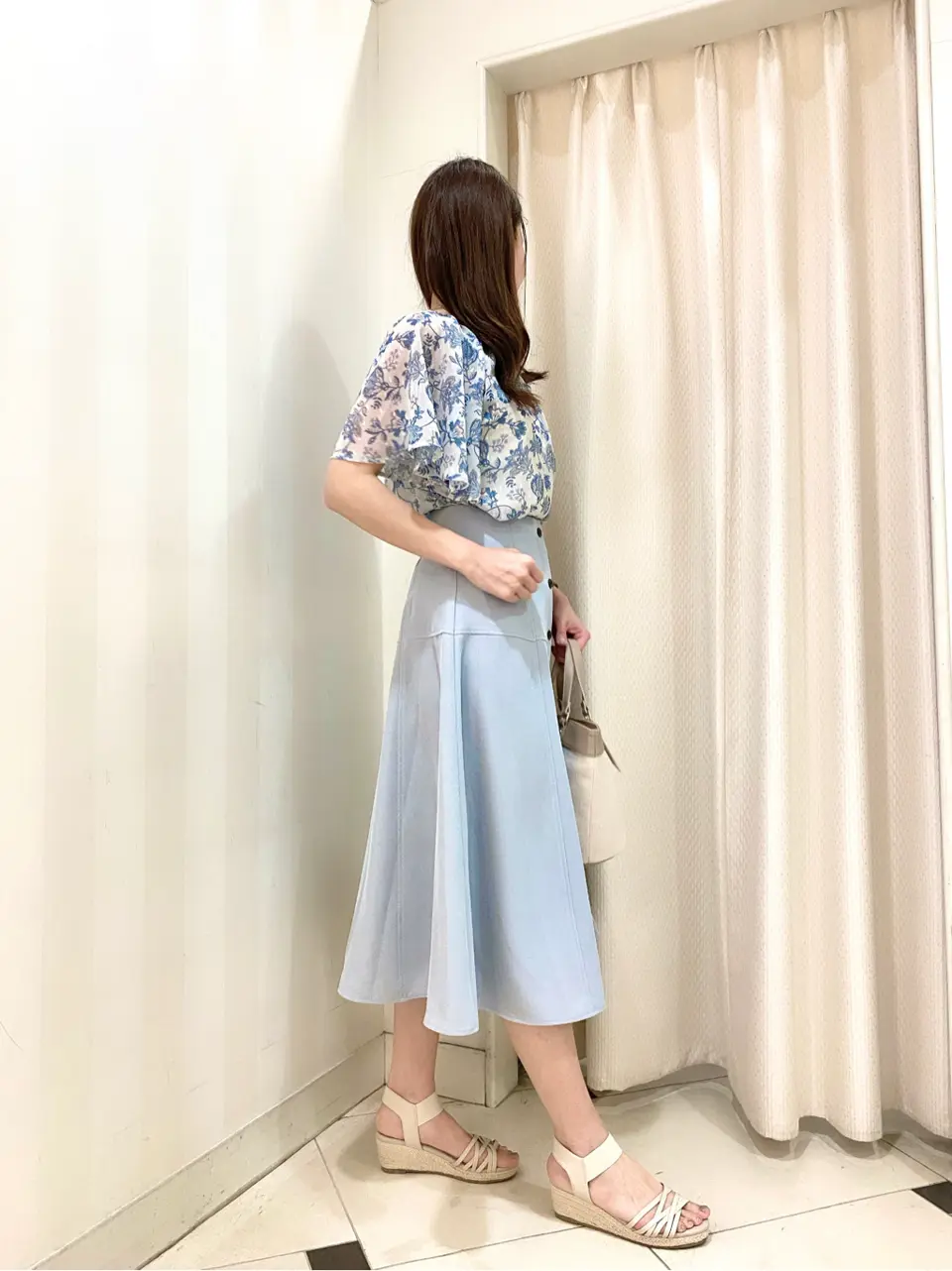 ANY SIS 金井 コーディネート画像