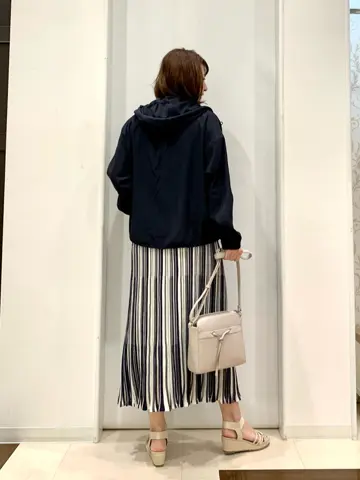 ANY SIS 横田 コーディネート画像