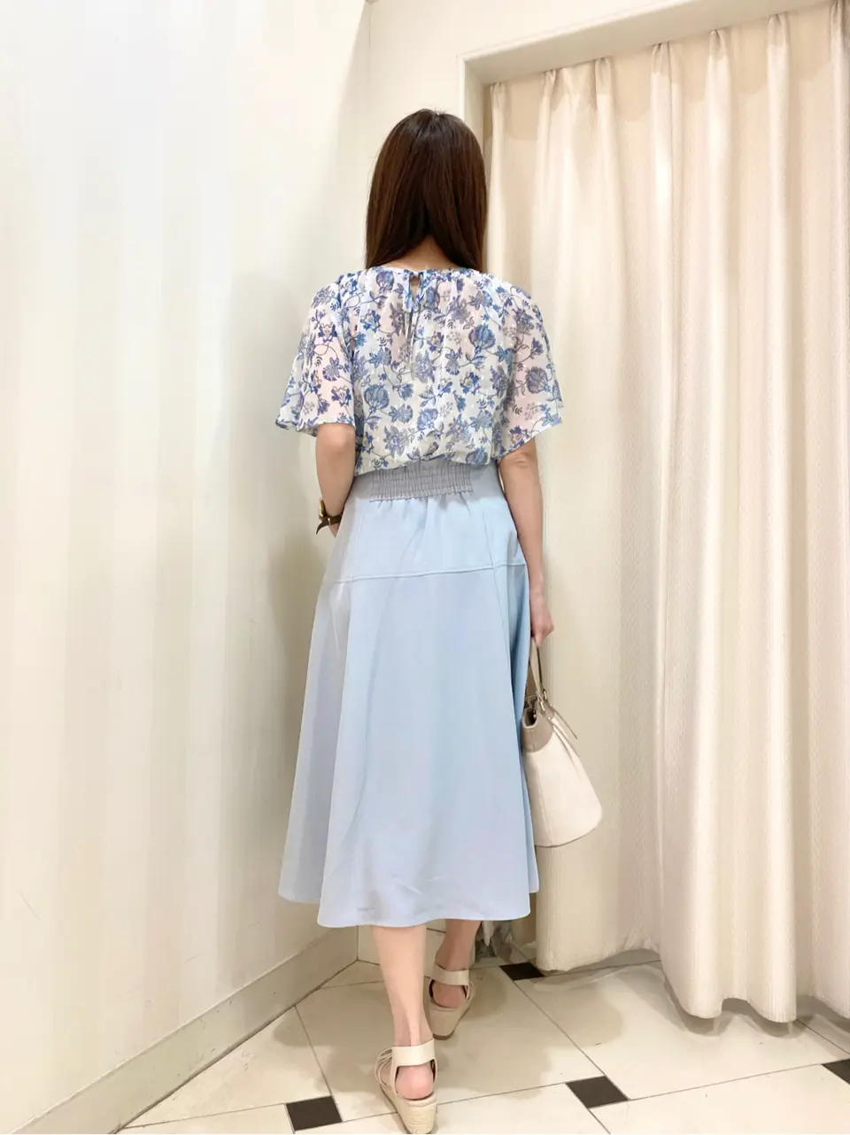 ANY SIS 金井 コーディネート画像