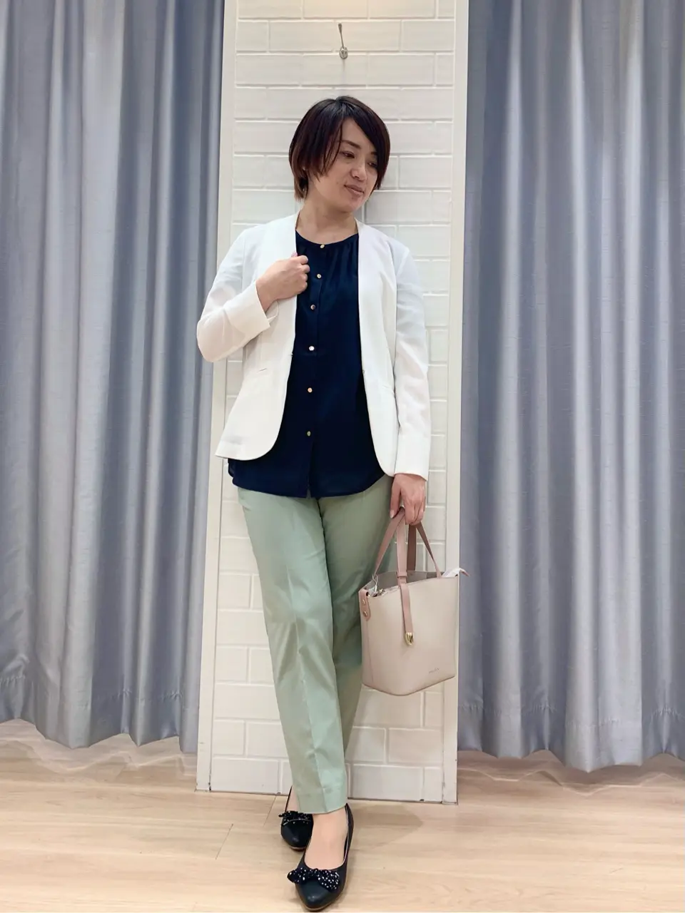 ANY SIS 丸岡 コーディネート画像