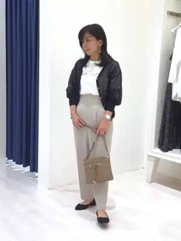 ANY SIS スタッフ コーディネート画像