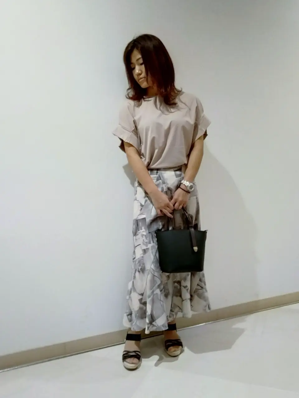 ANY SIS 権田 コーディネート画像