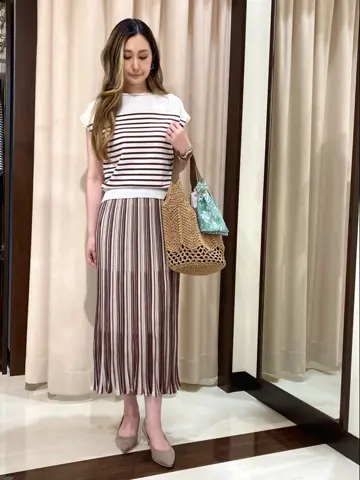 ANY SIS STAFF コーディネート画像