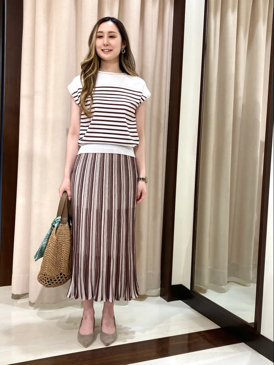 ANY SIS STAFF コーディネート画像