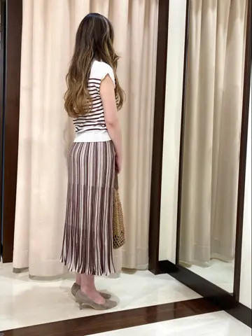 ANY SIS STAFF コーディネート画像