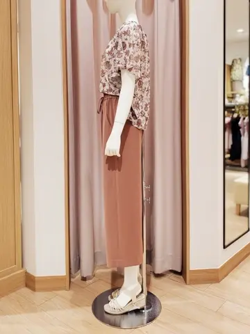 ANY SIS 岩田 コーディネート画像