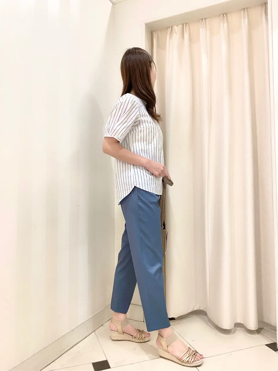 ANY SIS 金井 コーディネート画像