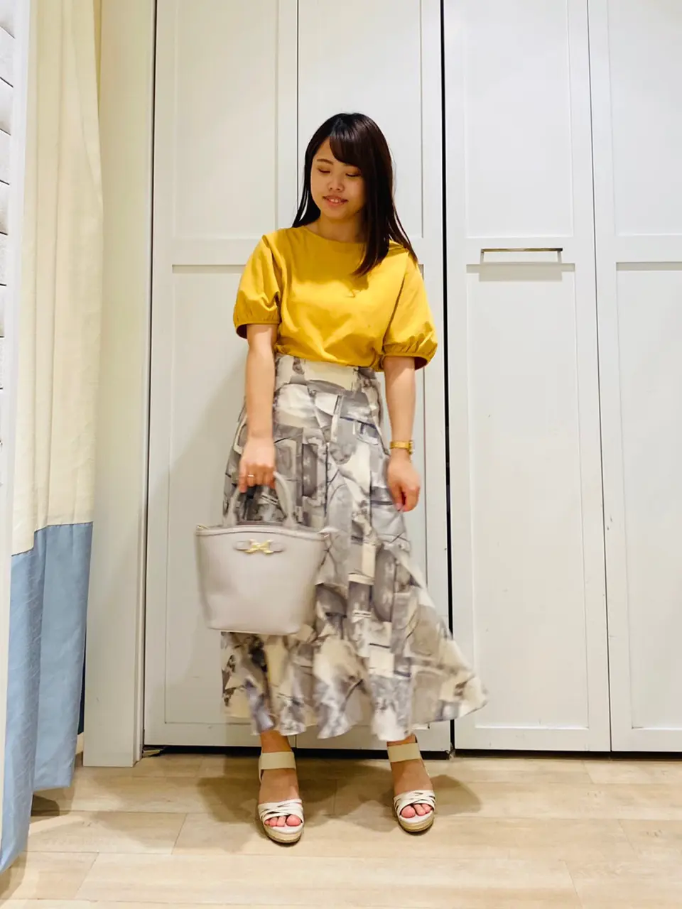 ANY SIS スタッフ コーディネート画像