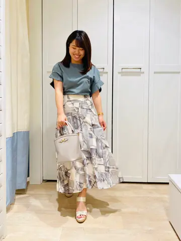 ANY SIS スタッフ コーディネート画像